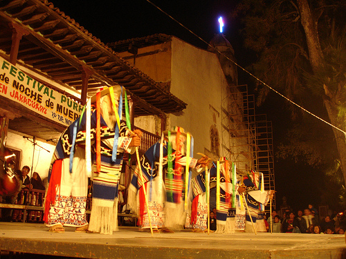 Danza delos viejitos, Jarácuaro, Michoacán Danza delos viejitos, Jarácuaro, Michoacán